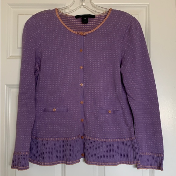 🌷Marc Jacob’s light weight knit top perfect for spring